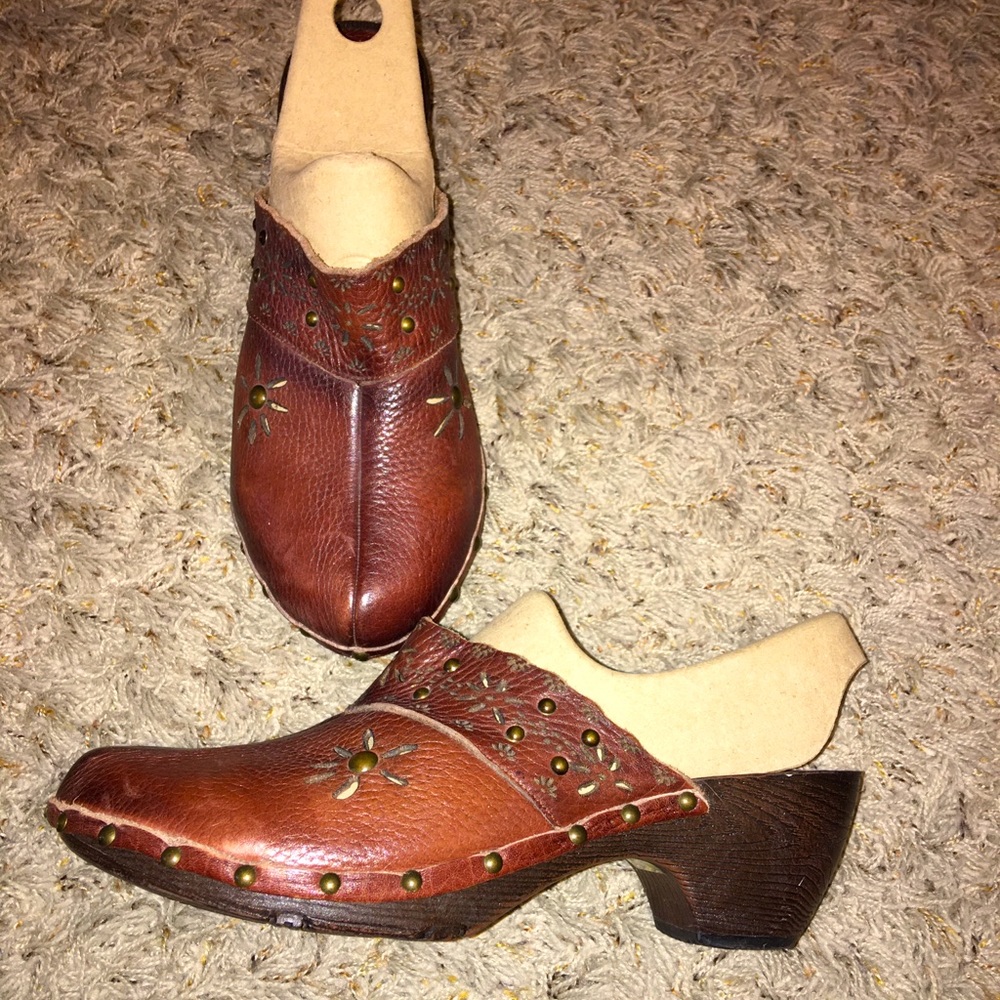 Brown Leather Upper Slip on wedges